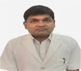 Dr Akhilesh